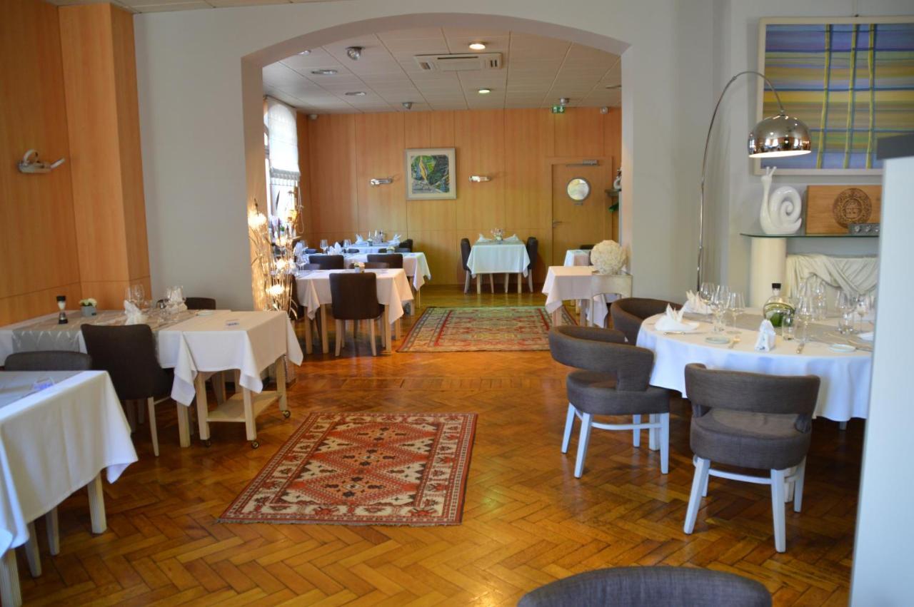 Hostellerie D'Alsace Cernay  Exteriör bild